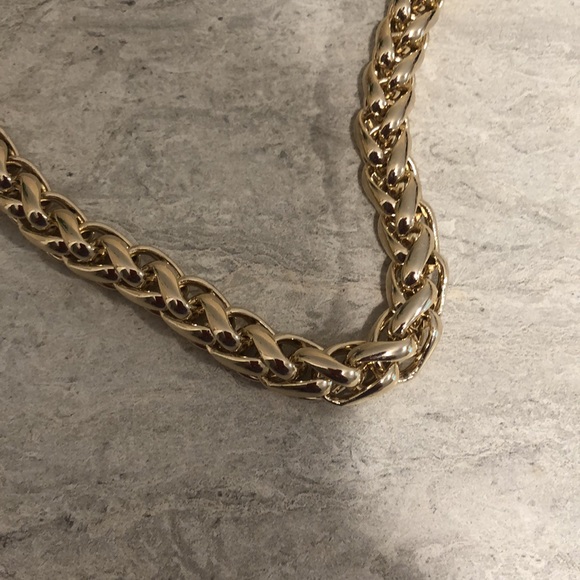 NWT & other stories twisted chain link necklace - Picture 3 of 3